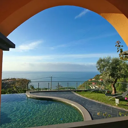 Ourmadeira - Quinta Girassol, Countryside Farmhouse Villa