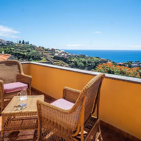 Villa Ourmadeira - Quinta Girassol, Countryside Farmhouse